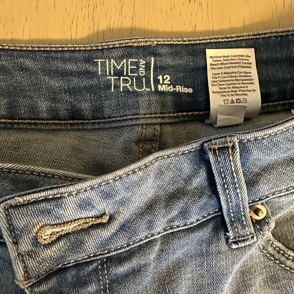 Time and Tru Blue Denim Jeans Classic Style
